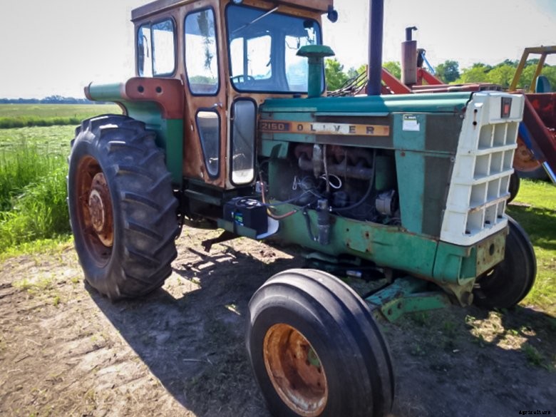 Oliver 2150 tractor